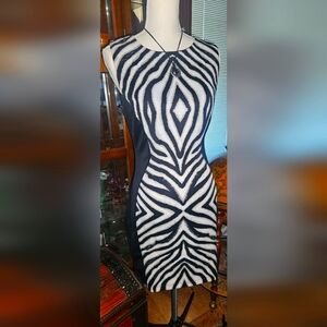 Bisou Bisou Sz 8 Zebra Print Sleeveless Dress